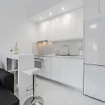 Orlando Lovely * אדחה